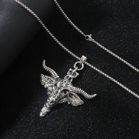 Wholesale Jewelry Exaggerated Punk Commute Cattle 201 Stainless Steel Zinc Alloy Pendant Necklace main image 3
