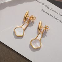 1 Pair Simple Style Classic Style Pentagon Geometric Polishing Plating Metal Copper Brass Gold Plated Dangling Earrings main image 3
