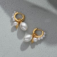 1 Paar Einfacher Stil Klassischer Stil Geometrisch Wassertropfen Überzug Inlay Metall Kupfer Messing Perle Vergoldet Hängende Ohrringe main image 2