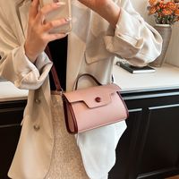 Women's Medium Pu Leather Solid Color Vintage Style Classic Style Sewing Thread Flip Cover Crossbody Bag sku image 1