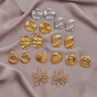 1 Pair Vintage Style Exaggerated Asymmetrical Quadrilateral Flower Plating Inlay 304 Stainless Steel Artificial Pearls 18K Gold Plated Ear Studs main image 2