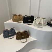 Mujeres Medio Cuero Sintético Color Sólido Estilo Clásico Cuadrado Gire La Tapa Bolsa Para Las Axilas main image 1