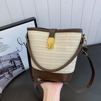 Women's Medium Straw Solid Color Vintage Style Classic Style Magnetic Buckle Crossbody Bag main image 2