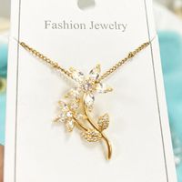 Copper Elegant Shiny Plating Inlay Sunflower Artificial Pearls Zircon Pendant Necklace main image 8