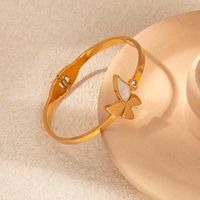 304 Stainless Steel Gold Plated Elegant Classical Romantic Plating Inlay Butterfly Shell Zircon Bangle main image 2
