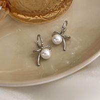 1 Pair Elegant Luxurious Bow Knot Patchwork Imitation Pearl Alloy Drop Earrings sku image 2