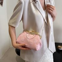 Women's Medium Pu Leather Gauze Flower Elegant Vintage Style Clasp Frame Crossbody Bag main image 2