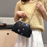 Women's Medium Pu Leather Gauze Flower Elegant Vintage Style Shell Clasp Frame Crossbody Bag main image 5