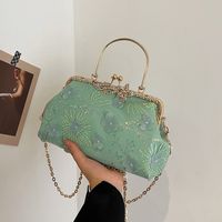 Women's Medium Pu Leather Gauze Flower Classic Style Clasp Frame Crossbody Bag sku image 4