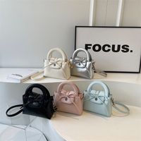Women's Small Pu Leather Solid Color Vintage Style Classic Style Bowknot Square Flip Cover Crossbody Bag main image 1