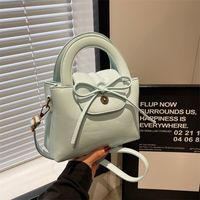 Women's Small Pu Leather Solid Color Vintage Style Classic Style Bowknot Square Flip Cover Crossbody Bag main image 6