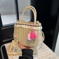 Women's Medium Straw Solid Color Vacation Beach Weave Hollow String Straw Bag main image 2