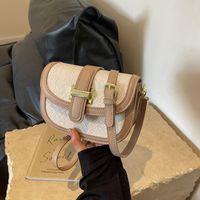Women's Medium Pu Leather Solid Color Classic Style Flip Cover Saddle Bag sku image 4