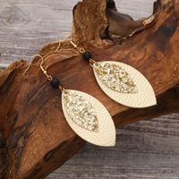 1 Pair Casual Simple Style Commute Leaves Sequins Pu Leather Drop Earrings main image 5