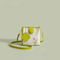 Mujeres Pequeña Cuero Sintético Tulipán Estilo Vintage Ropa De Calle Gire La Tapa Bolso Bandolera sku image 2