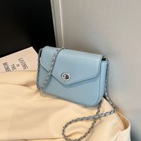 Women's Medium Pu Leather Solid Color Vintage Style Classic Style Flip Cover Crossbody Bag main image 10