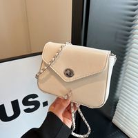 Women's Medium Pu Leather Solid Color Vintage Style Classic Style Flip Cover Crossbody Bag sku image 3