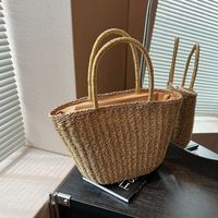 Women's Large Straw Solid Color Vacation Classic Style Bucket Zipper Straw Bag main image 10