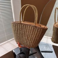 Women's Large Straw Solid Color Vacation Classic Style Bucket Zipper Straw Bag main image 7