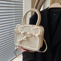 Women's Medium Pu Leather Solid Color Basic Classic Style Sewing Thread Zipper Crossbody Bag main image 2