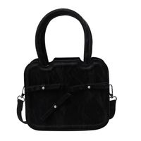 Women's Medium Pu Leather Solid Color Basic Classic Style Sewing Thread Zipper Crossbody Bag sku image 5