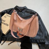 Women's Medium Pu Leather Solid Color Butterfly Classic Style Streetwear Zipper Underarm Bag main image 5