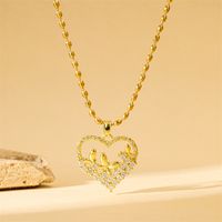 201 Stainless Steel Brass 18K Gold Plated Simple Style Classic Style Plating Inlay Heart Shape Zircon Pendant Necklace main image 4