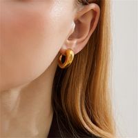 1 Par Casual Estilo Simple Forma De C Acero Inoxidable 304 Chapados en oro de 18k Pendientes sku image 1