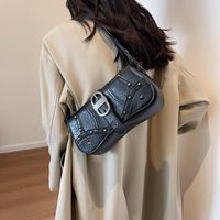 Women's Medium Pu Leather Solid Color Streetwear Rivet Lock Clasp Underarm Bag main image 6