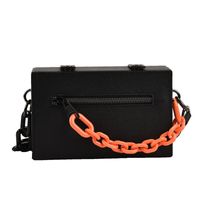 Women's Medium Pu Leather Solid Color Streetwear Lock Clasp Box Bag main image video