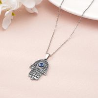 304 Stainless Steel 18K Gold Plated Casual MAMA Simple Style Letter Devil's Eye Hand Of Fatima Pendant Necklace main image 4