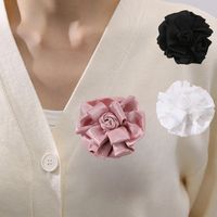 Elegant French Style Modern Style Flower Artificial Flower Women's Brooches main image 1