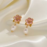 1 Pair Elegant Vacation Flower Plating Inlay Copper Pearl 18K Gold Plated Drop Earrings main image 2