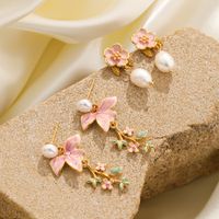 1 Pair Elegant Vacation Flower Plating Inlay Copper Pearl 18K Gold Plated Drop Earrings main image 4