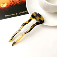 Women's Simple Style Classic Style U Shape Acetic Acid Sheets Printing Hair Clip sku image 3