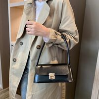 Women's Medium Pu Leather Solid Color Vintage Style Classic Style Lock Clasp Handbag main image 2