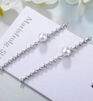 1 Paar Einfacher Stil Glänzend Geometrisch Inlay Kupfer Künstliche Perlen Zirkon Tropfenohrringe main image 3