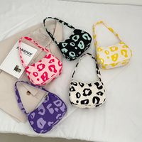 Women's Small Cloth Leopard Streetwear Zipper Underarm Bag main image 1