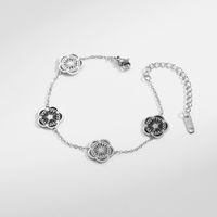 Edelstahl 304 18 Karat Vergoldet IG-Stil Pendeln Aushöhlen Blume Armbänder main image 5