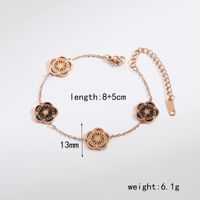 304 Stainless Steel 18K Gold Plated IG Style Commute Hollow Out Flower Bracelets main image 3