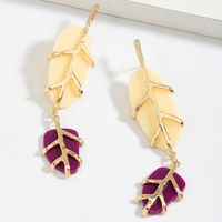 1 Pair Simple Style Classic Style Leaves Inlay Synthetic Resin Alloy Resin Drop Earrings main image 6