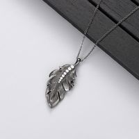 Sterling Silver Rhodium Plated Elegant Retro Simple Style Plating Inlay Feather Zircon Pendant Necklace main image 4