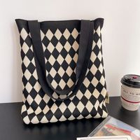 Women's Medium Knit Lingge Vintage Style Open Tote Bag sku image 3