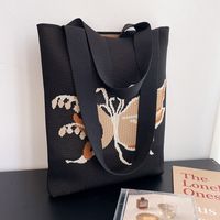 Women's Medium Knit Butterfly Classic Style Square Open Tote Bag main image 5