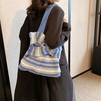 Women's Large Knit Stripe Vintage Style Classic Style Magnetic Buckle Shoulder Bag sku image 3