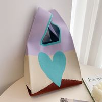 Women's Medium Knit Color Block Heart Shape Vintage Style Square Open Handbag main image 2