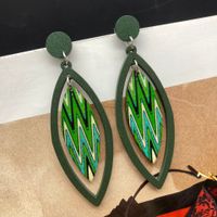 1 Pair Bohemian Simple Style Leaf Stoving Varnish Hollow Out Wood Drop Earrings sku image 3