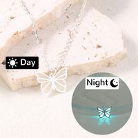 Le Cuivre Décontractée Lumineux Émail Évider Forme De Cœur Fleur Papillon Pendentif sku image 11