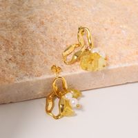 1 Pair Simple Style Classic Style Flower Plating Inlay Titanium Steel Pearl 18K Gold Plated Earrings main image 6