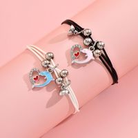 Lindo Estilo Simple Delfín Forma De Corazón Aleación Soga Esmalte Ahuecar Embutido Diamantes De Imitación Mujeres Pulsera main image 1